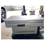 Phillips DVD / VHS Combo Player w Remote Control