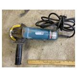 Makita 4.5' Angle Grinder