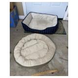 (2) Pet Beds (Medium)