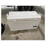 Large Igloo 94 Qt marine Ice Chest Cooler