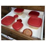Plastic Containers in 4 Drawers