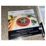 Digital Kitchen Scale & Veggie Slicer (Germany)