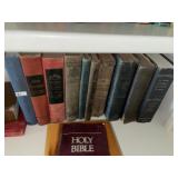 Vintage Books in Group