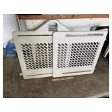 Adjustable Poly Pet Gate
