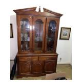 Cherrey Broyhill Curio