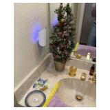 Glass Decor & Arrangement + Decor of Vanity