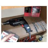 Skil 3/8' Drill & Bits