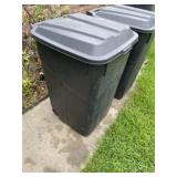 Rubbermaid Wheeled Trash Bin