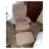 Wood Base Reclining Chair & Ottoman