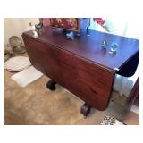 Mahogany Drop Leaf Table (Very nice ~ Restored)
