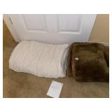 Blanket & Polar Fleece Throw