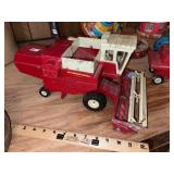 Vintage International Metal Combine