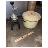 Vintage Enamel Granite Ware Cooker & Juicer