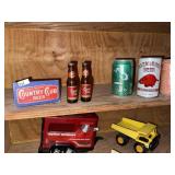 Vintage Country Club Beer Shakers & Beer Cans
