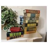 Decorator Books in Grp