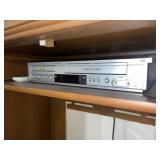 DVD ~ VHS Combo Player with Remote Control