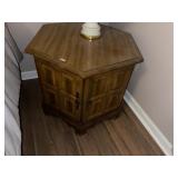 Lamp Table w Under Storage & Picture
