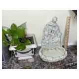 Live Plant Sm Cherub Planter & Weath