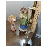 Pr of Angels & Decorator Vase Arrangement