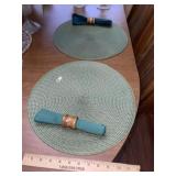 Placemat Set & Table Linens + Table Center Piece