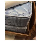 Nice Full Bedding Set ~ Bedspread & Linens