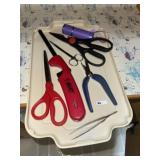 Scissors & Misc in Grp