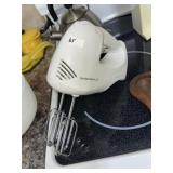 Hamilton Beach Hand Mixer