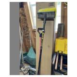 Rubbermaid Wash Brush ~ Dust Scoop