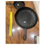 Nice Vintage Cast Iron Skillet