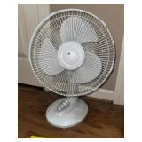 12' Oscillating Fan