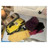 Gloves in Group