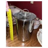 Stainless Cooker W/ Basket