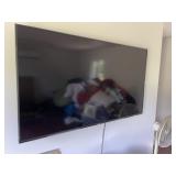 70' Vizio  Hi Def TV (No remote)