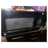 GE Microwave Oven