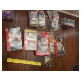 Topps & Upper Deck Football Trading Cards Grp