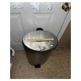 Foot Pedal Trash Can