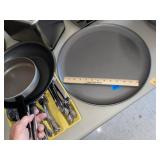 Pizza Bake Dish & 2 Skillets
