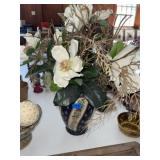 Oriental Decorator Vase & Arrangement