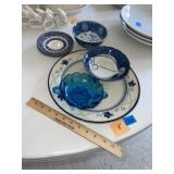 Blue & White Bowls & Platter Grp