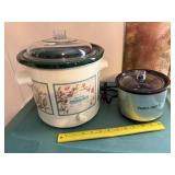 (2) Slow Cookers
