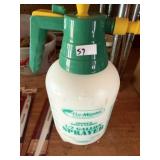 1/2 Gallon Pump Sprayer