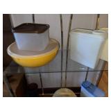 Tupperware Containers in Group