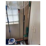 Cordless Floor Vac ~ Bissel Floor Sweeper & Broom