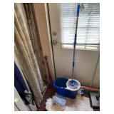 Spinner Mop Bucket & Mop