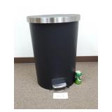 Kitchen Lid Step Garbage / Trash Can (No Ship)