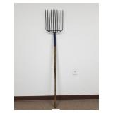 Vintage D-Handle Spade / Scraper (No Ship)