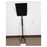 10-Tine Bedding / Garden Pitch Fork (No Ship)