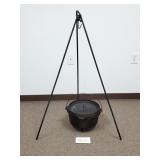 Kelty Cast Iron Dutch Oven, Tripod Stand (No Ship)