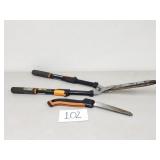 Fiskars Extendable Hedge Shears & Saw (No Ship)