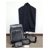 Olympia USA 360 Spinner Suitcase (No Ship)